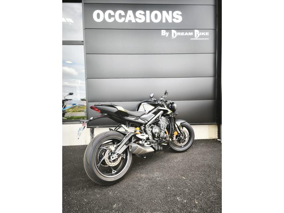 TRIUMPH STREET TRIPLE 765 RS