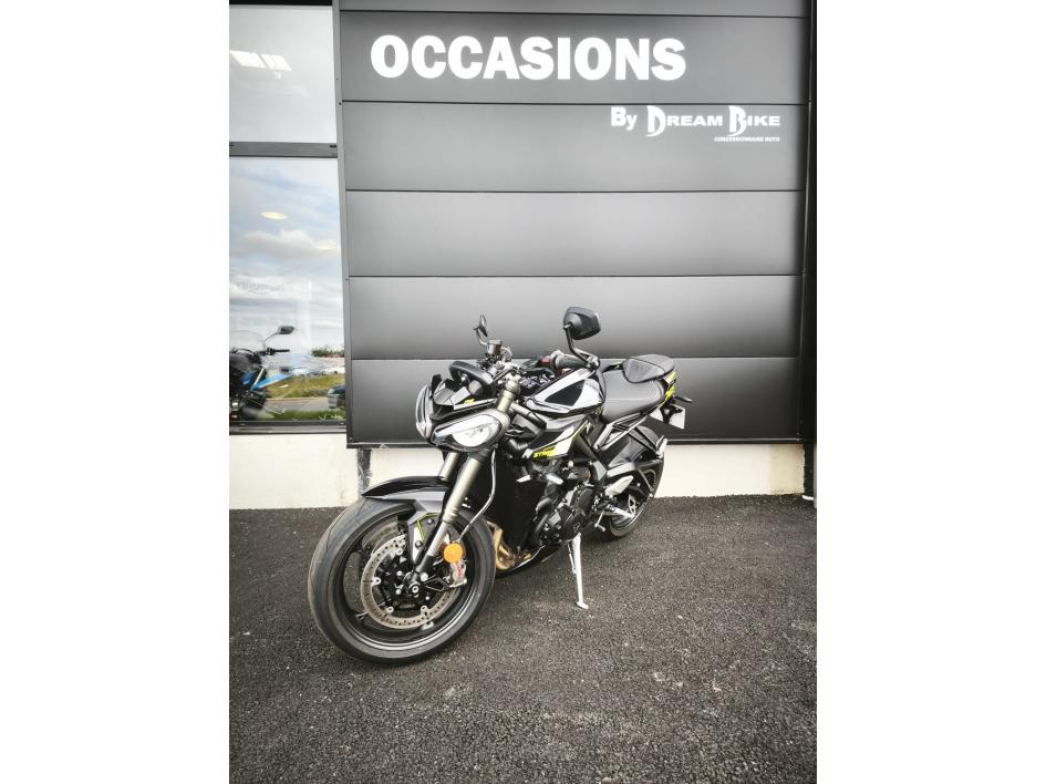 TRIUMPH STREET TRIPLE 765 RS