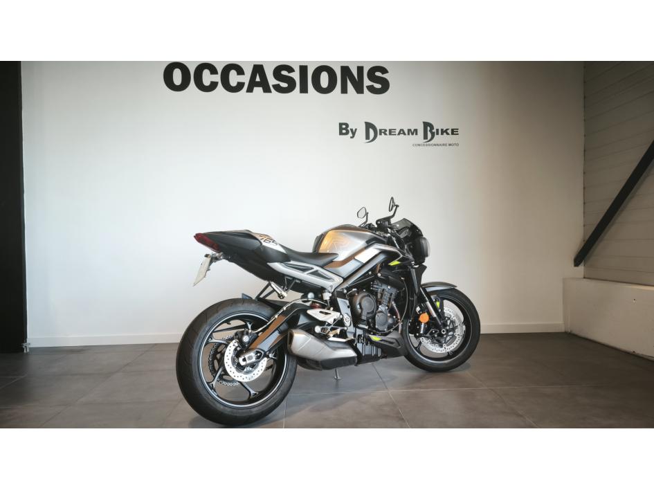 TRIUMPH STREET TRIPLE 765 R